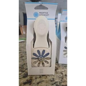 NEW Martha Stewart Crafts LARGE Double Craft Punch ASTER Includes 1 NIB NEW